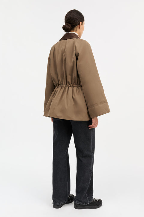 Gaby Jakke (Taupe Brown)