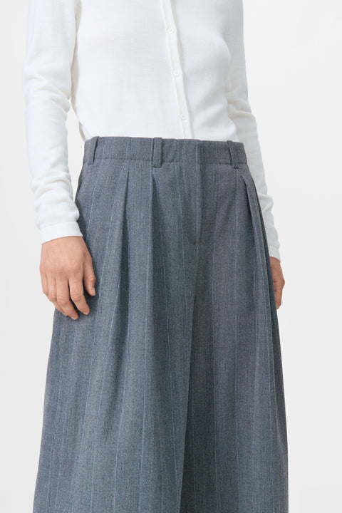 Stella Bukser (Charcoal Weave)