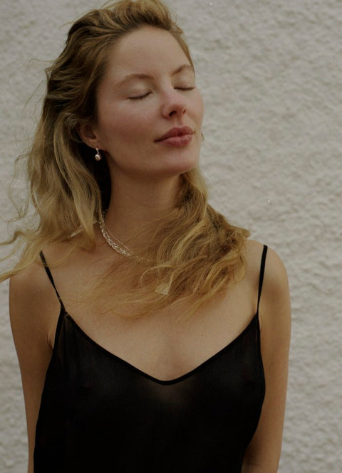 Anni Lu - Drop Of Silver Earring