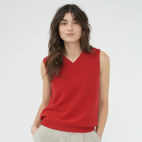 Merino Knit Vest (Red)