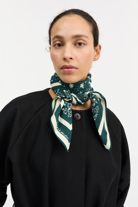 Classic Scarf 90x90 (Pine Green)