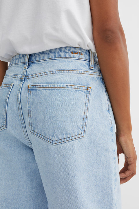 Willow Wide Jeans (Worn Light Blue)