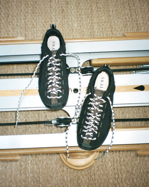 Skall Studio X Keen Jasper Split Sneakers (Black)