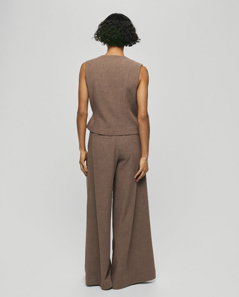 Darina Bukser (Mount Trail Mel)