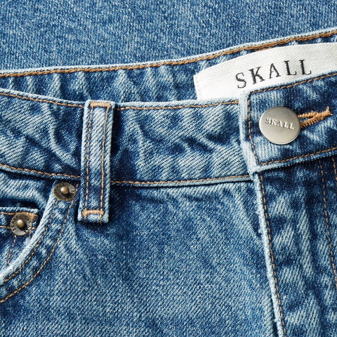 Allison Cropped Jeans (Slouchy Blue)