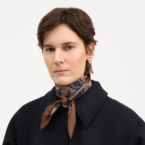 Pippa Tørklæde (Brown Paisley Print)