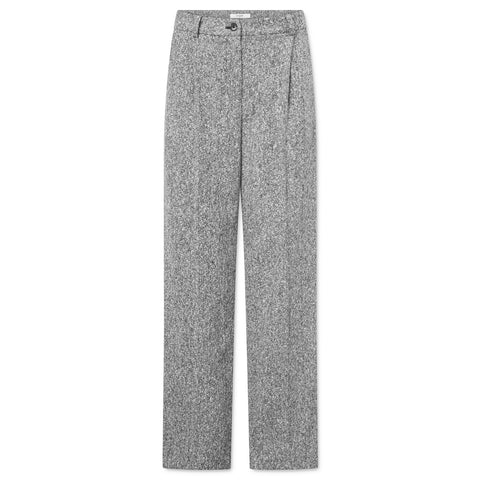 Lucas Bukser (Black And White Herringbone)