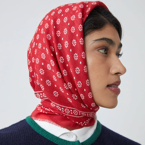 Olaf Wool Scarf Foulard N°676 (Carmin)