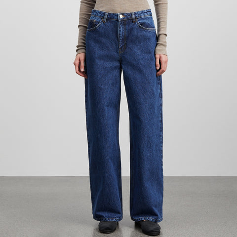 Skall Studio - Wide Leg Jeans (Mid Blue Wash)