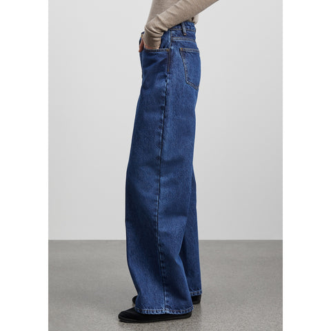 Skall Studio - Wide Leg Jeans (Mid Blue Wash)