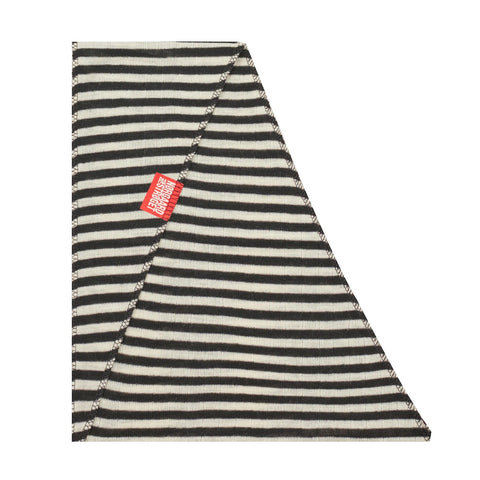 NPS Scarf Triangle Wool (Black/Ecru)